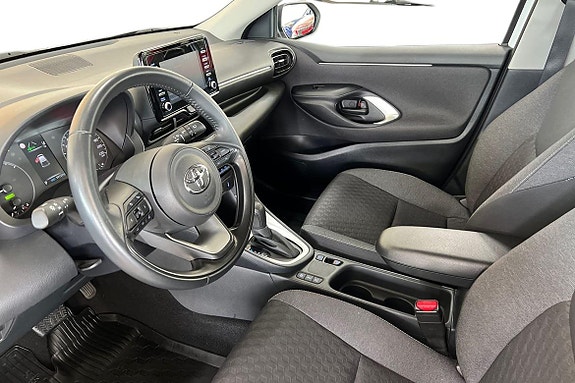Toyota Yaris 14 of 22