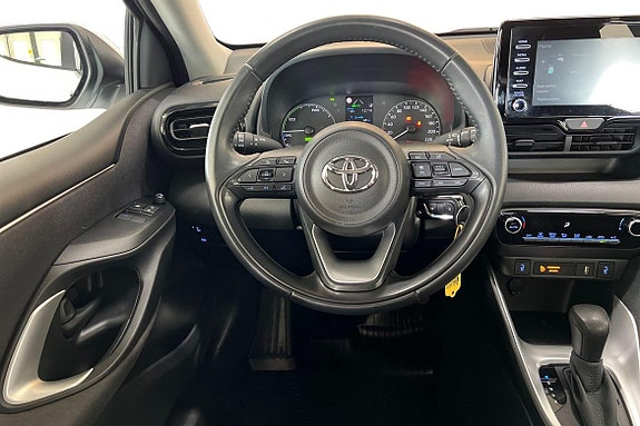 Toyota Yaris 11 of 22