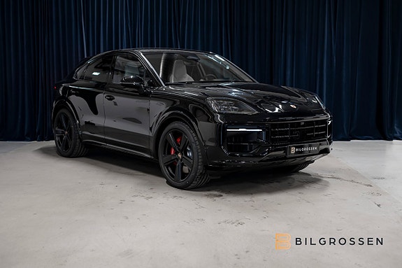 Porsche Cayenne 6 of 18