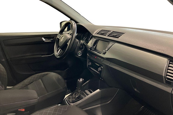 Skoda Fabia 9 of 23