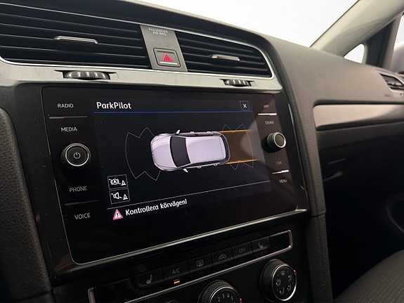 Volkswagen Golf I 16 of 27
