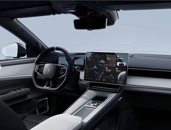 Polestar 4 6 of 12
