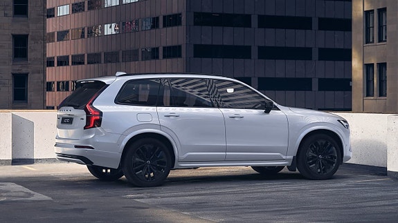 Volvo XC90 12 of 30