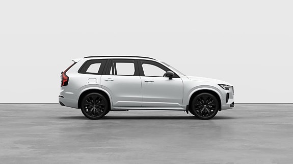 Volvo XC90 21 of 30