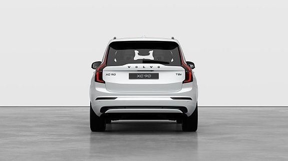 Volvo XC90 26 of 30
