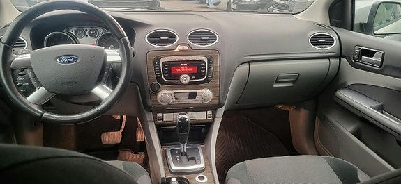 Ford Focus 15 of 24