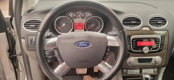 Ford Focus 16 of 24