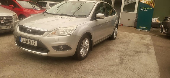 Ford Focus 2 of 24