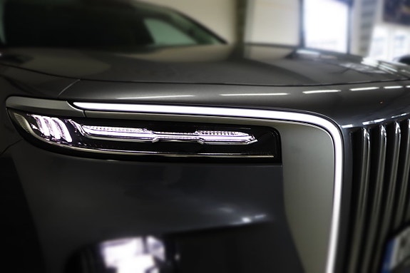 Hongqi E-HS9 10 of 30