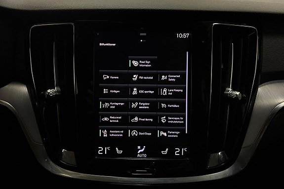 Volvo V60 Cross Country 24 of 30
