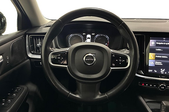 Volvo V60 Cross Country 16 of 30