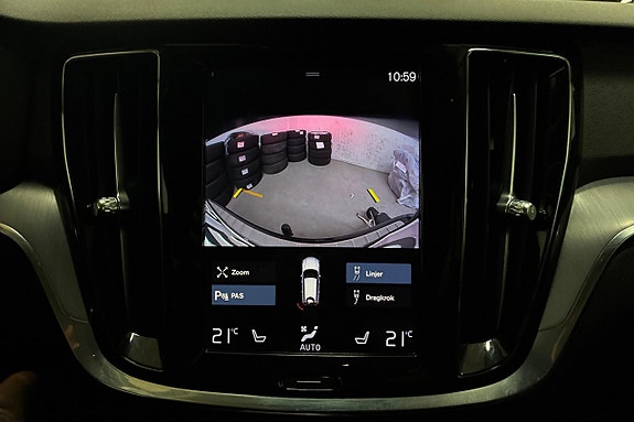 Volvo V60 Cross Country 20 of 30