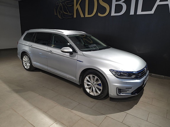 Volkswagen Passat 5 of 13