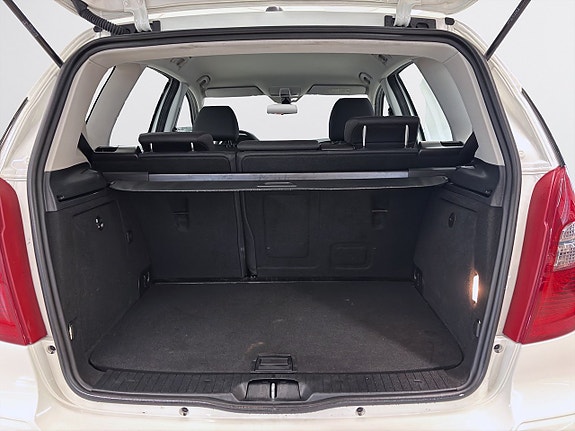 Mercedes-Benz A160 7 of 13