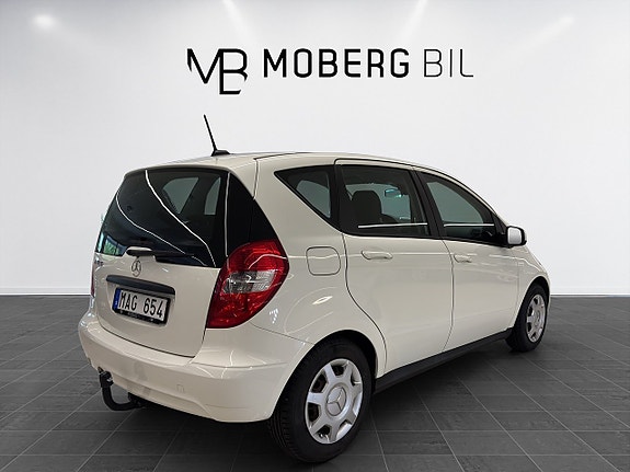 Mercedes-Benz A160 5 of 13