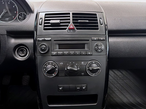 Mercedes-Benz A160 13 of 13