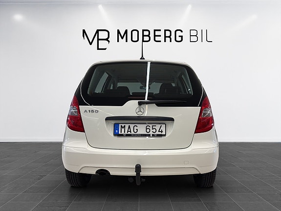 Mercedes-Benz A160 6 of 13