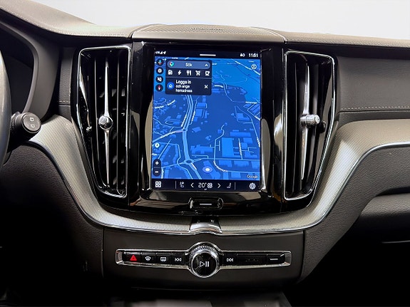 Volvo XC60 13 of 22