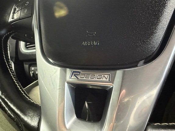 Volvo V40 18 of 22