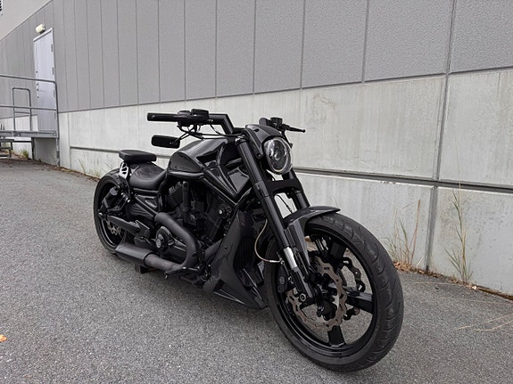 Harley-Davidson Nightrod Special 300 Custom V-Rod ABS 10 of 14
