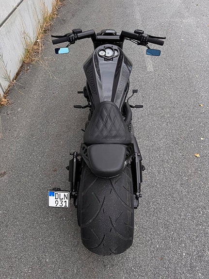 Harley-Davidson Nightrod Special 300 Custom V-Rod ABS 8 of 14