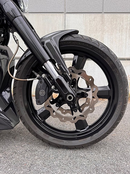 Harley-Davidson Nightrod Special 300 Custom V-Rod ABS 5 of 14