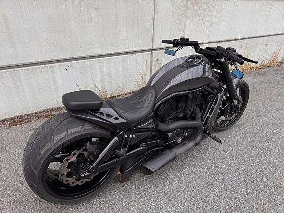 Harley-Davidson Nightrod Special 300 Custom V-Rod ABS 12 of 14