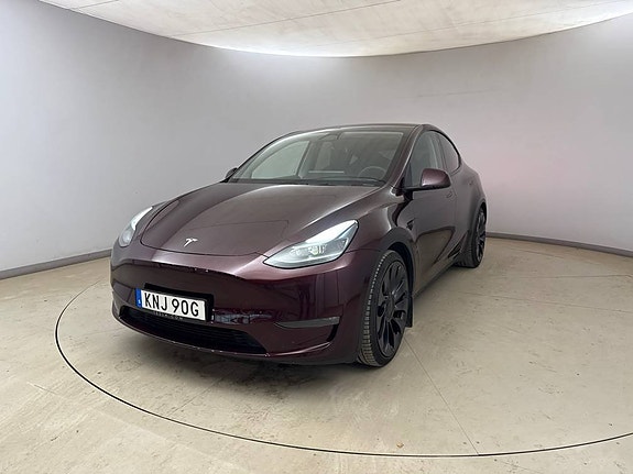 Tesla Model Y 2 of 12