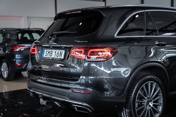 Mercedes-Benz GLC300 de 12 of 30