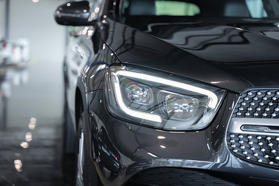 Mercedes-Benz GLC300 de 8 of 30