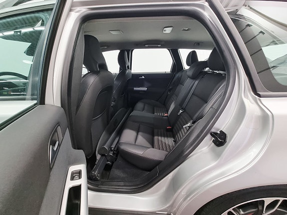 Volvo V50 8 of 21
