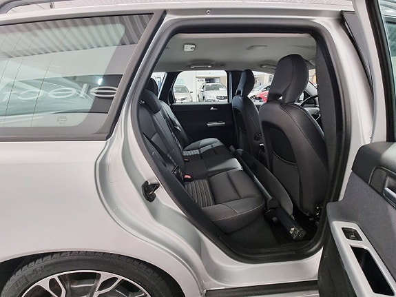 Volvo V50 18 of 21