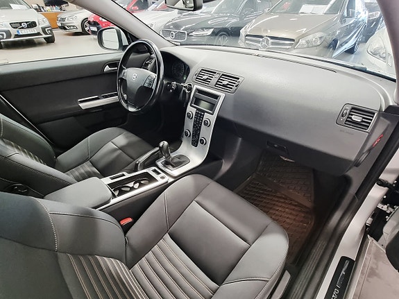 Volvo V50 16 of 21