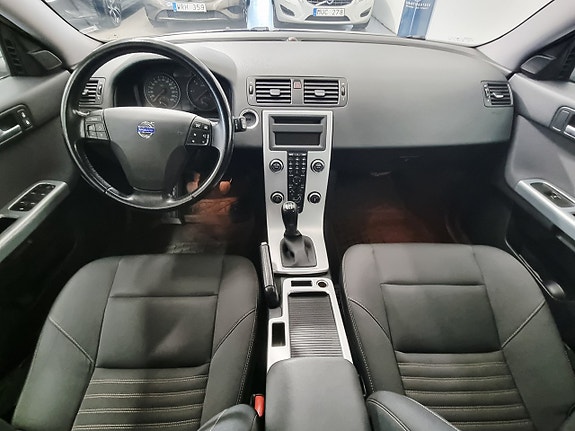 Volvo V50 12 of 21