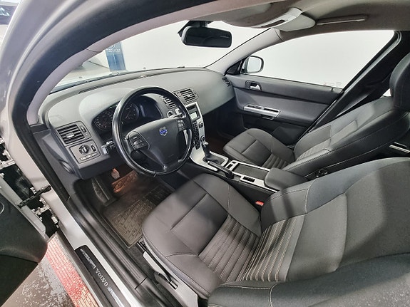 Volvo V50 6 of 21