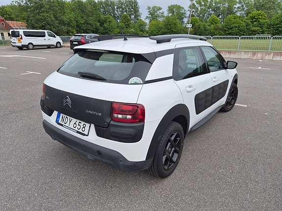 Citroen C4 Cactus 4 of 5