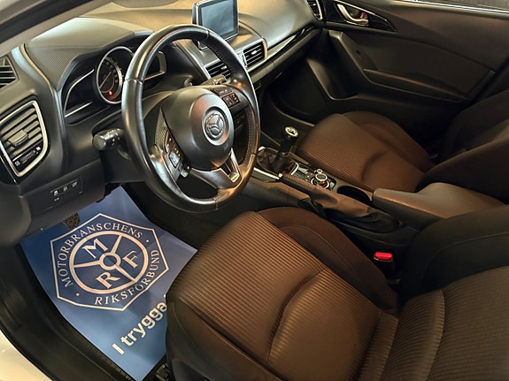 Mazda 3 5 of 7