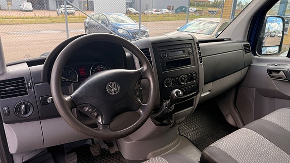 Volkswagen Crafter 35 8 of 28