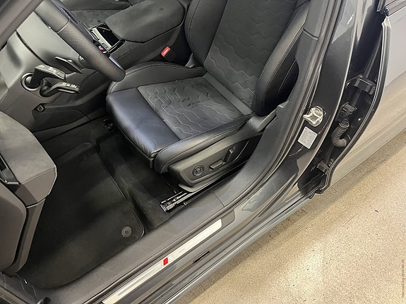 Audi A6 8 of 14