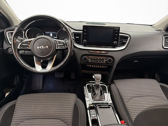 Kia Ceed 12 of 30