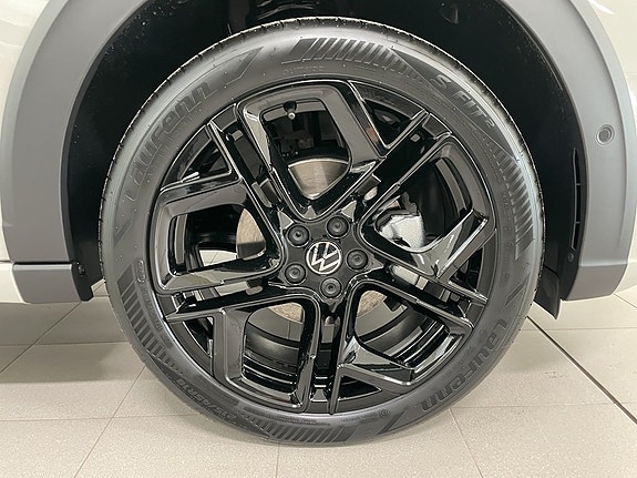 Volkswagen Taigo 10 of 12