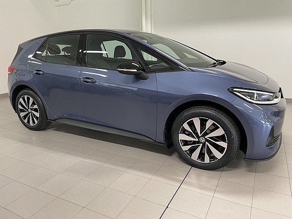 Volkswagen ID.3 Neo 12 of 13