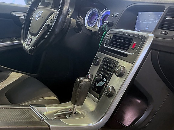 Volvo V60 12 of 15