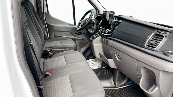 Ford Transit 3 of 13