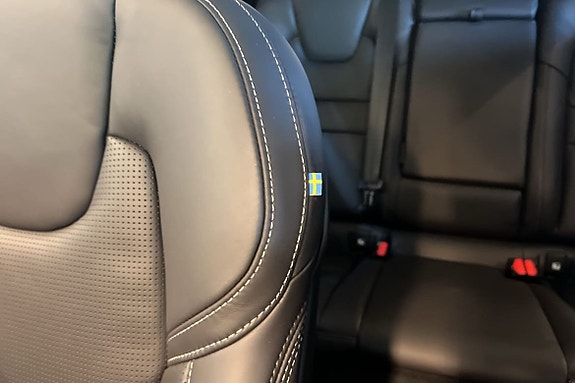 Volvo V60 27 of 29