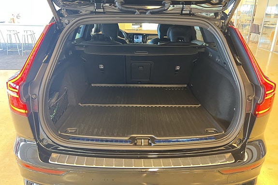 Volvo V60 14 of 29