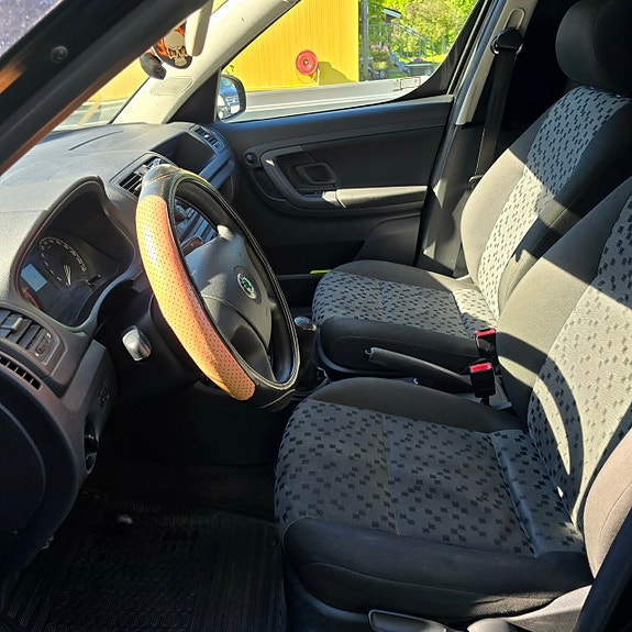 Skoda Roomster 8 of 10