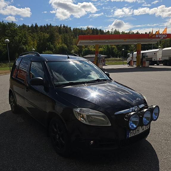 Skoda Roomster 5 of 10