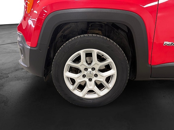Jeep Renegade 18 of 18