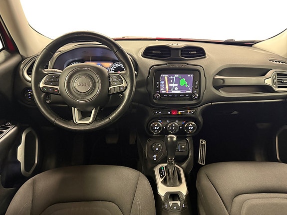 Jeep Renegade 12 of 18